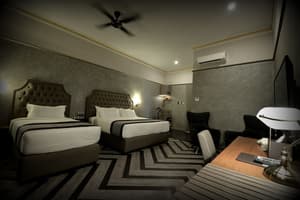 thumbnail: Room