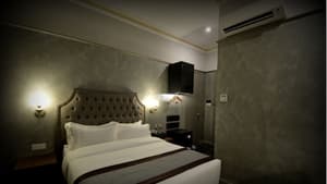 thumbnail: Room