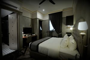 thumbnail: Room