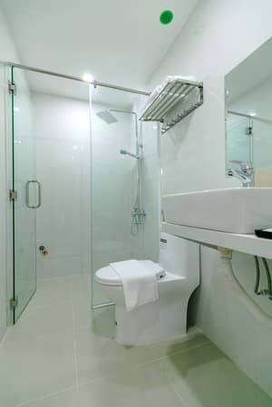 thumbnail: Bathroom