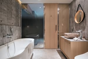 thumbnail: Bathroom