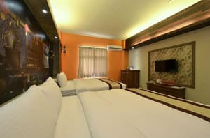 thumbnail: Room