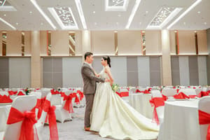 thumbnail: Indoor wedding