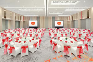 thumbnail: Ballroom