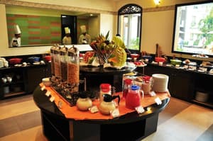 thumbnail: Restaurant