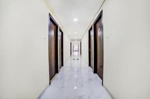 thumbnail: Hallway