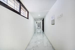 thumbnail: Hallway