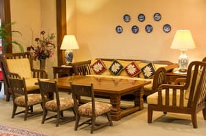thumbnail: Lobby sitting area