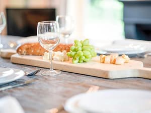 thumbnail: Dining