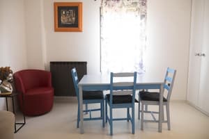 thumbnail: In-room dining
