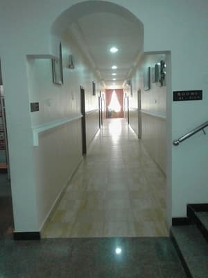 thumbnail: Hallway