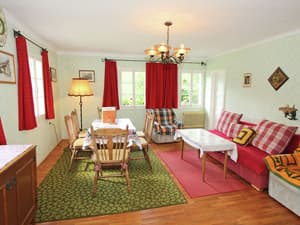 thumbnail: Living room