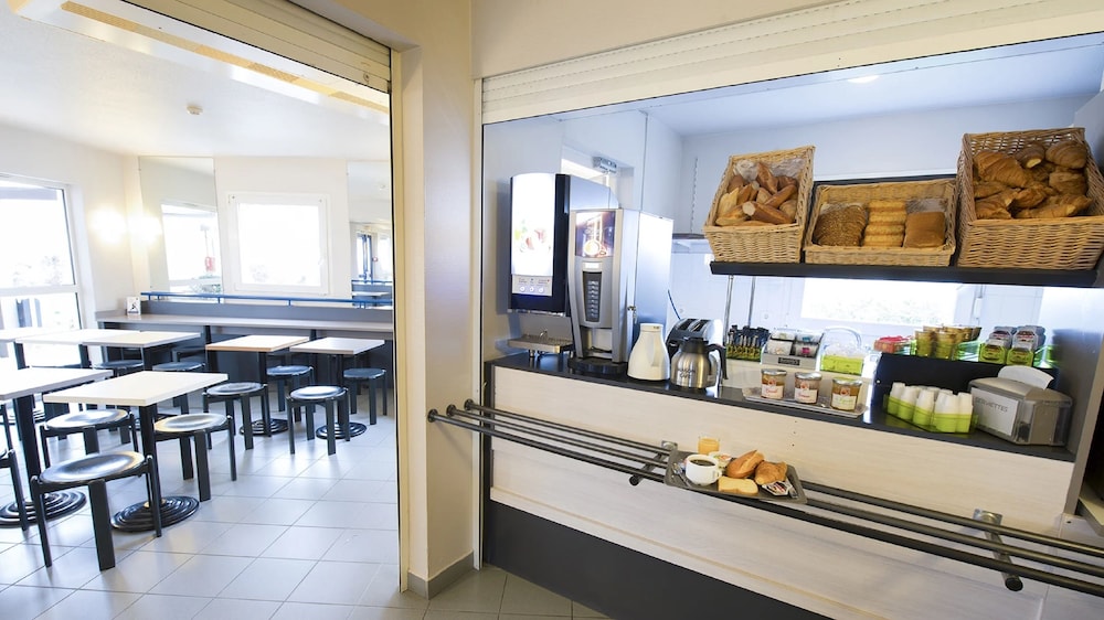 Restaurant-cafeteria