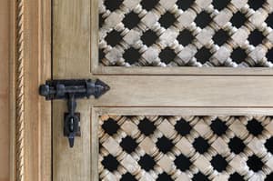 thumbnail: Interior detail