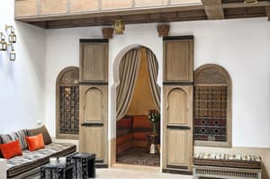 thumbnail: Interior