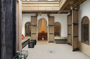 thumbnail: Interior