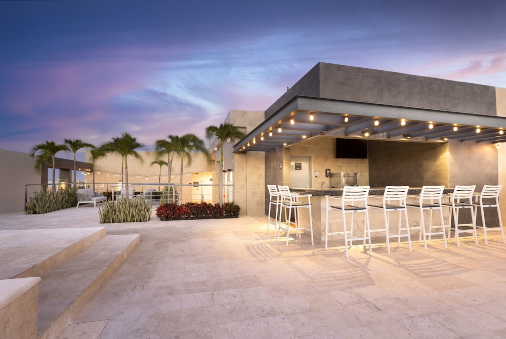 Rooftop pool