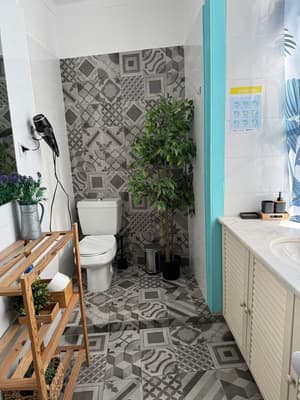 thumbnail: Bathroom