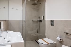 thumbnail: Bathroom shower