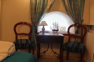 thumbnail: Interior detail