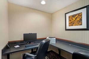 thumbnail: Business center