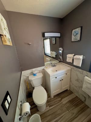 thumbnail: Bathroom