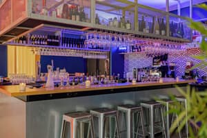 thumbnail: Restaurant