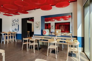 thumbnail: Restaurant