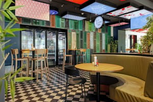 thumbnail: Restaurant