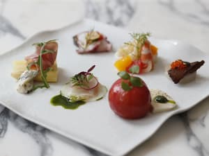 thumbnail: Restaurant