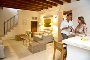 thumbnail: Interior detail