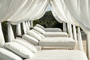 thumbnail: Interior