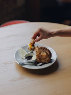 thumbnail: Cafe