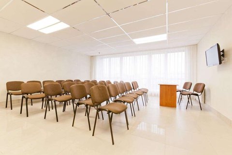 MEETING ROOM