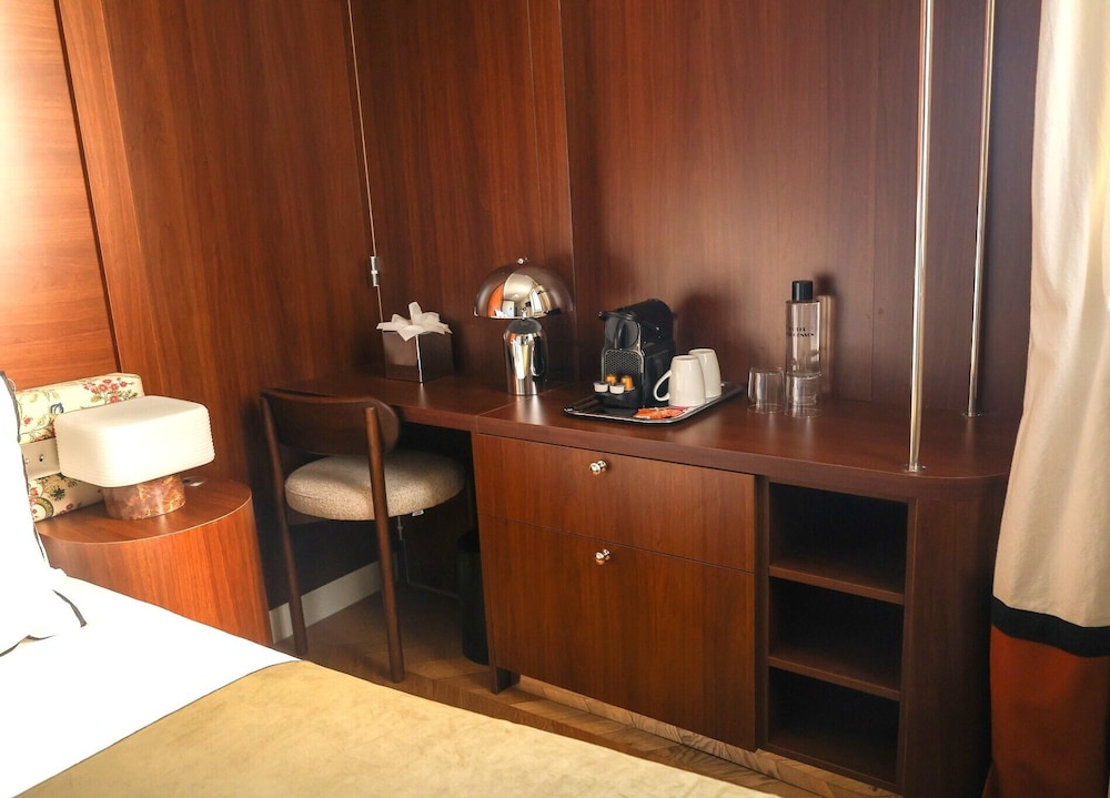 Restaurant-cafeteria