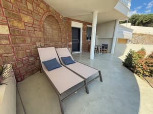 thumbnail: Terrace/patio