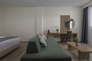 thumbnail: Room