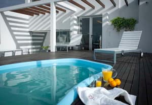 thumbnail: Pool