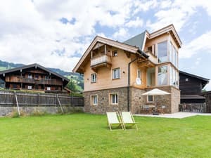 thumbnail: Exterior