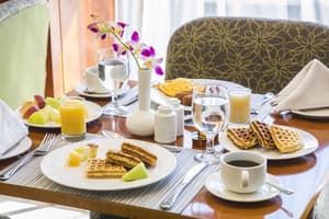 thumbnail: Breakfast area