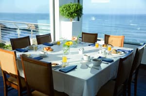 thumbnail: Breakfast area