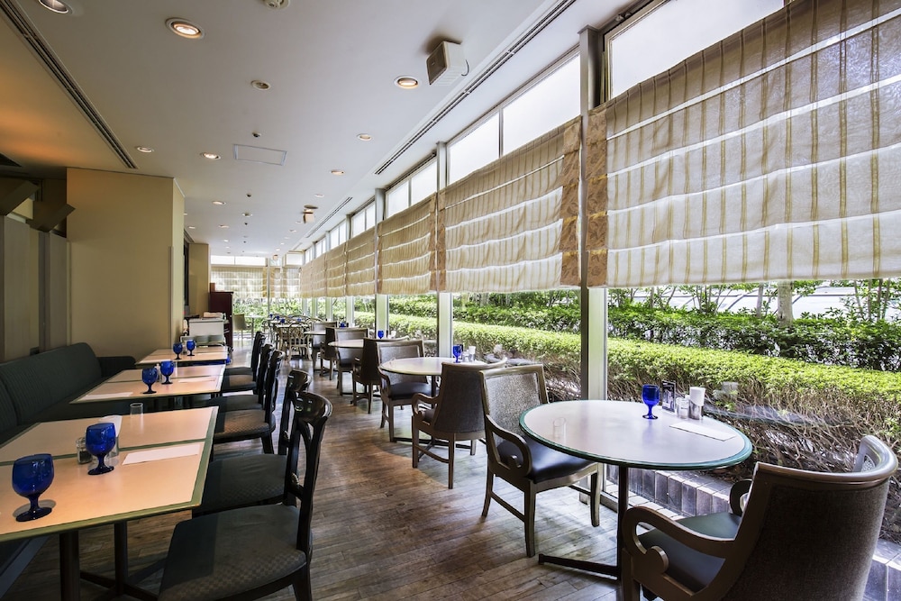 Restaurant-cafeteria