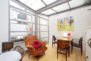 thumbnail: In-room dining