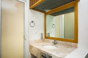 thumbnail: Bathroom sink