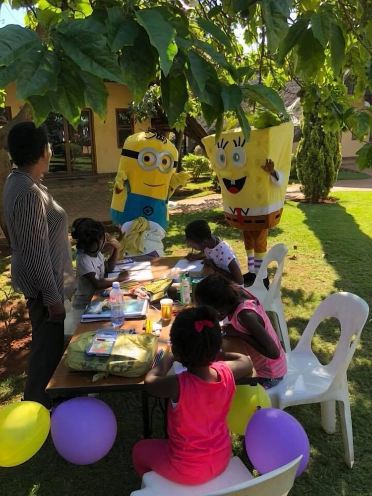 Children's play area - outdoor