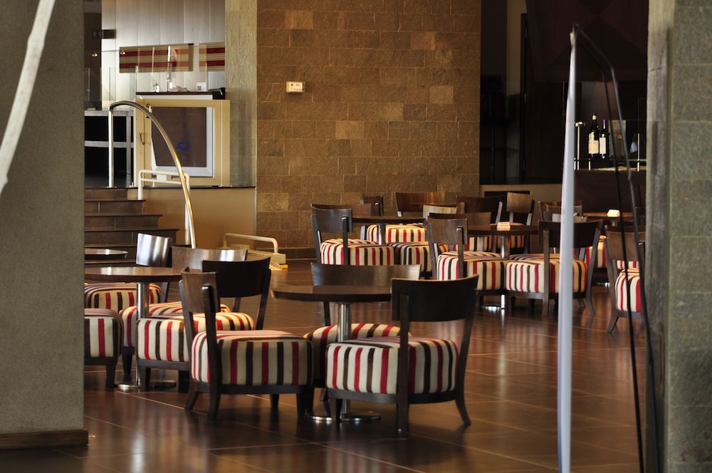 Restaurant-cafeteria