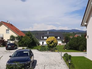 thumbnail: Exterior