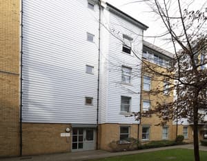 thumbnail: Front of property