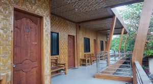 thumbnail: Exterior