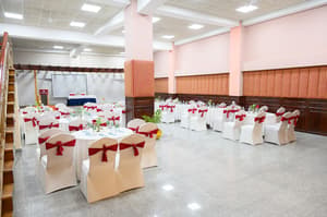 thumbnail: Banquet hall